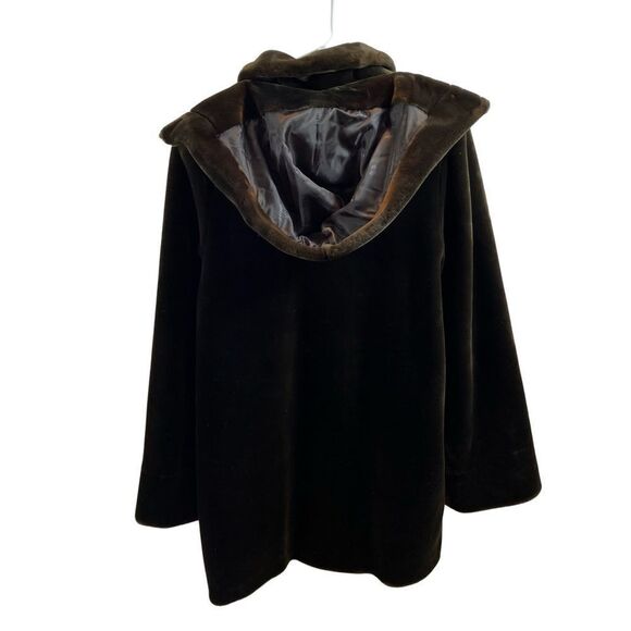 Ladies Dennis by Dennis Basco Brown Faux Fur Jacket with Hood Size Medium - Picture 2 of 8